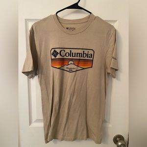 Men’s Columbia shirt